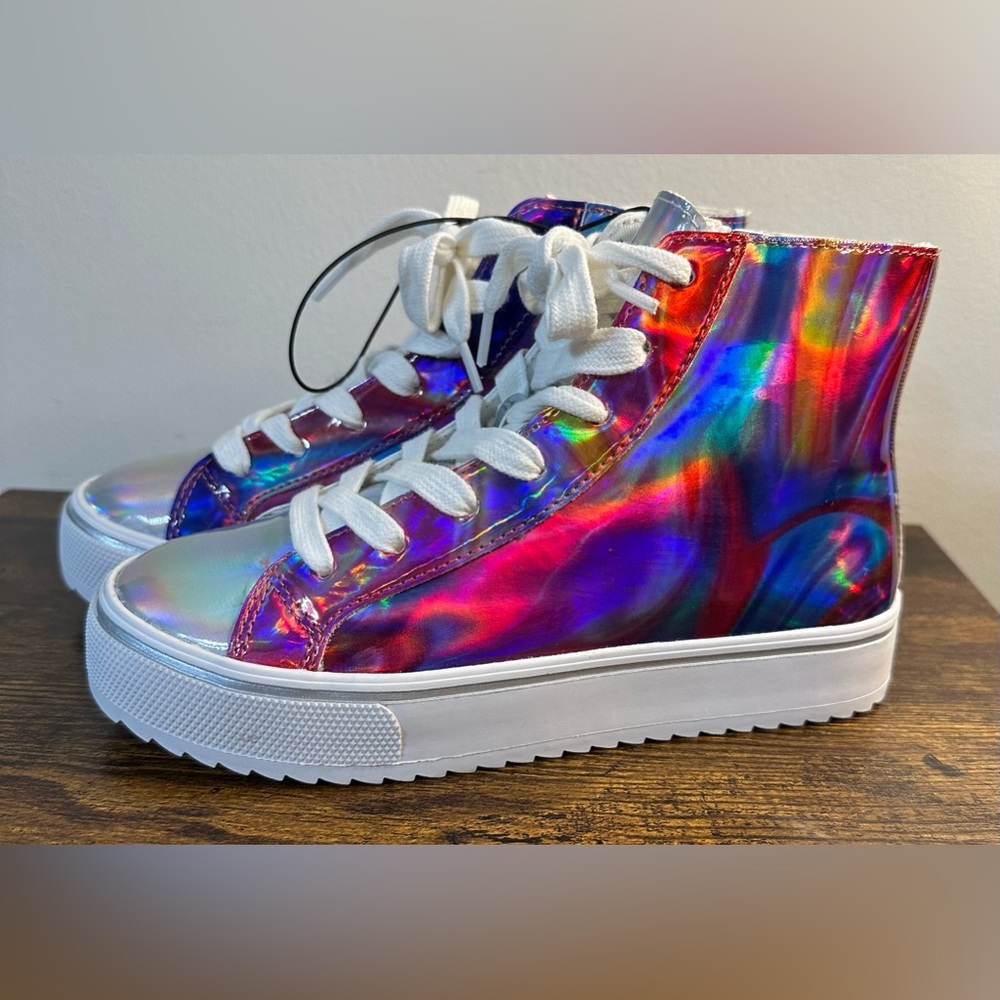 Steve Madden Girls Luvy Metallic Multi Color High Top NWT Various Sizes